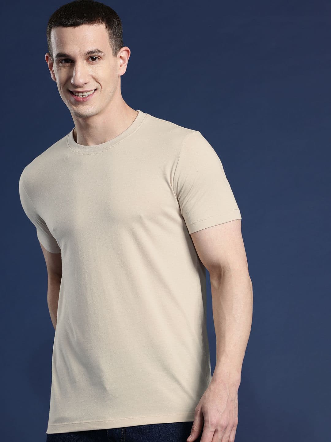 Mast & Harbour Men Solid Regular Fit T-shirt - view 1