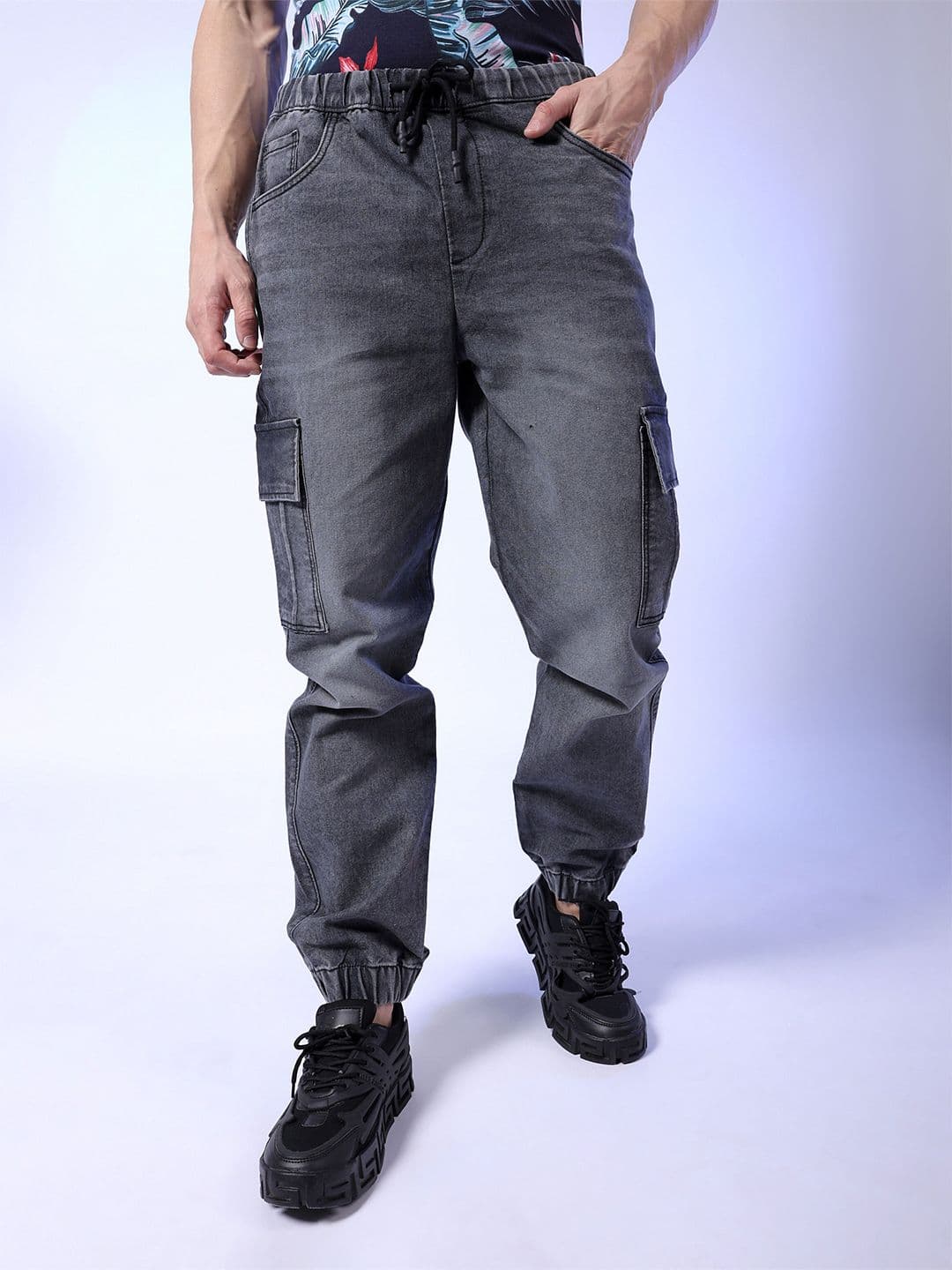 The Indian Garage Co Men Grey Clean Look Heavy Fade Stretchable Cargo Jogger Jeans - view 1