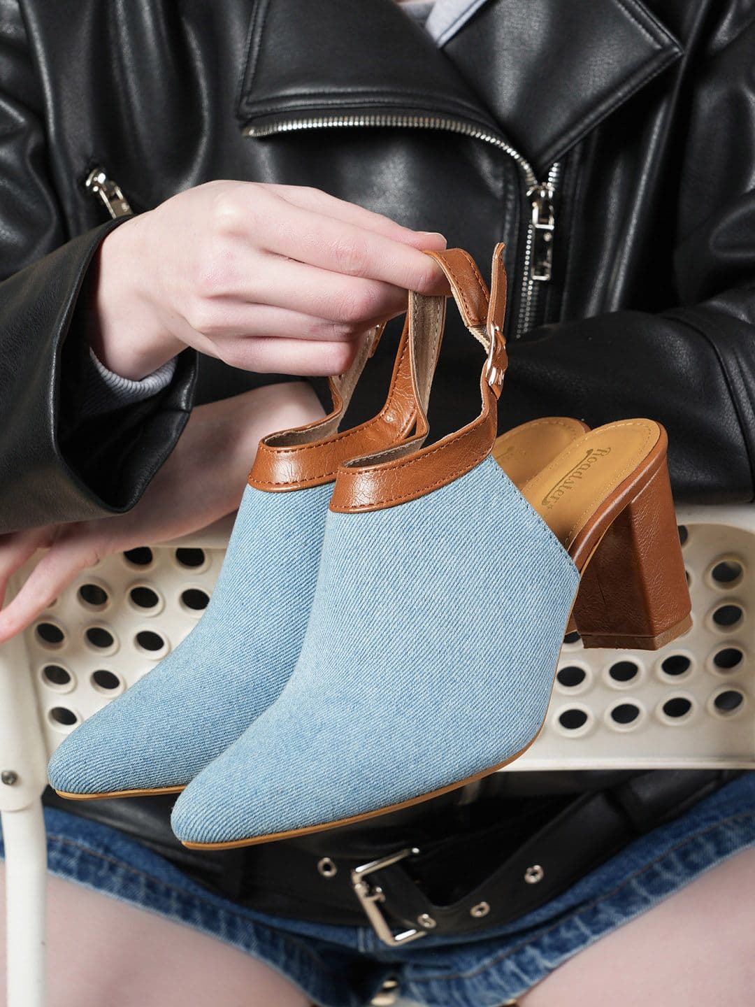 The Roadster Lifestyle Co. Blue Textured Pointed Toe Block Heel Mules - view 1