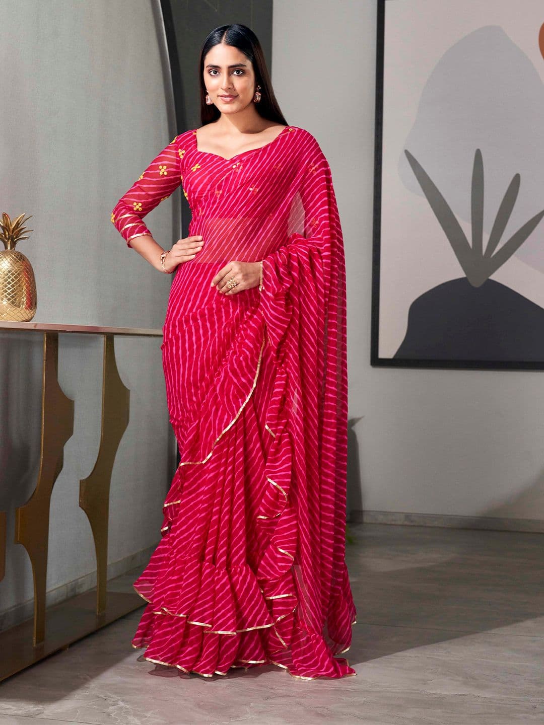 Tikhi Imli Leheriya Gotta Patti Saree - view 1