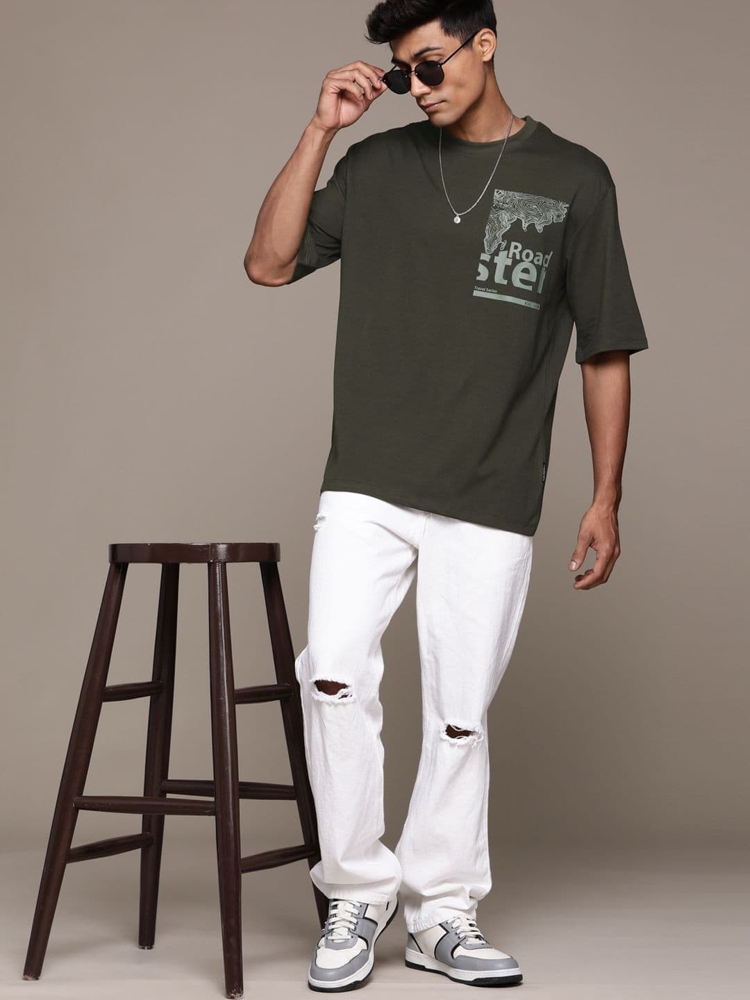 The Roadster Lifestyle Co. Printed Drop-Shoulder Sleeves Oversized T-shirt - view 1