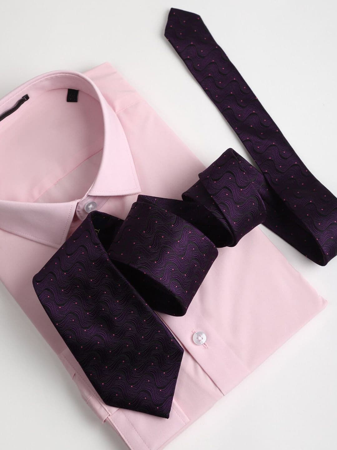 Peter England Men Woven Design Broad Tie - view 1