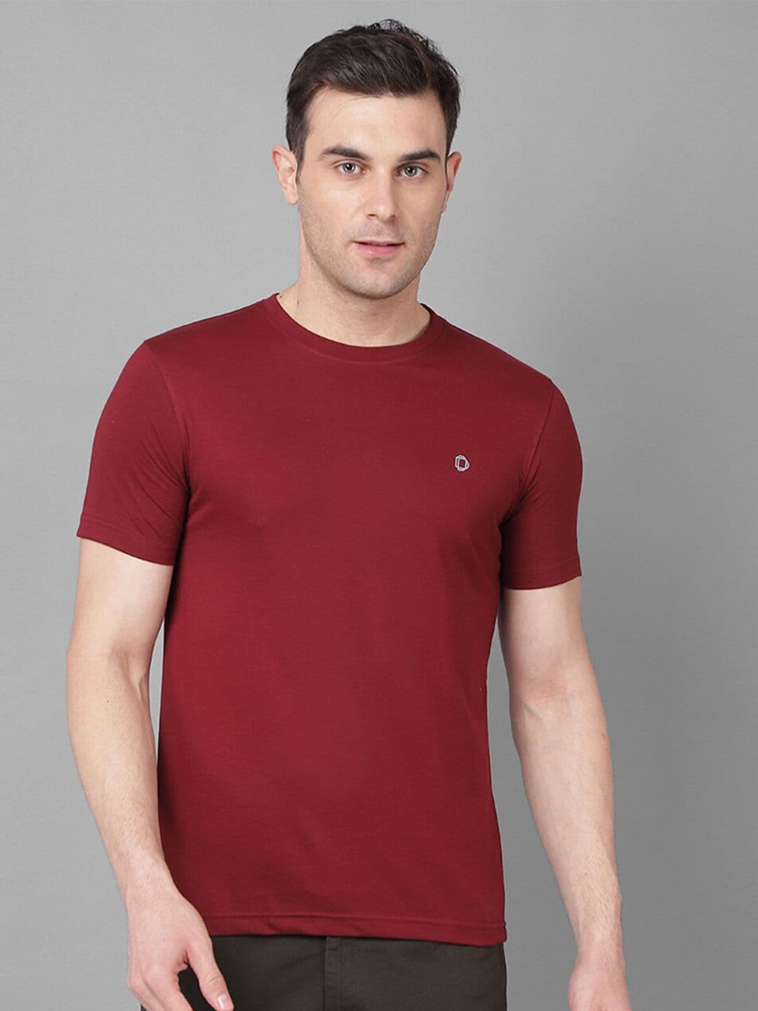 Dollar Men Round Neck Solid Colour T-Shirt With Chest Logo - view 1