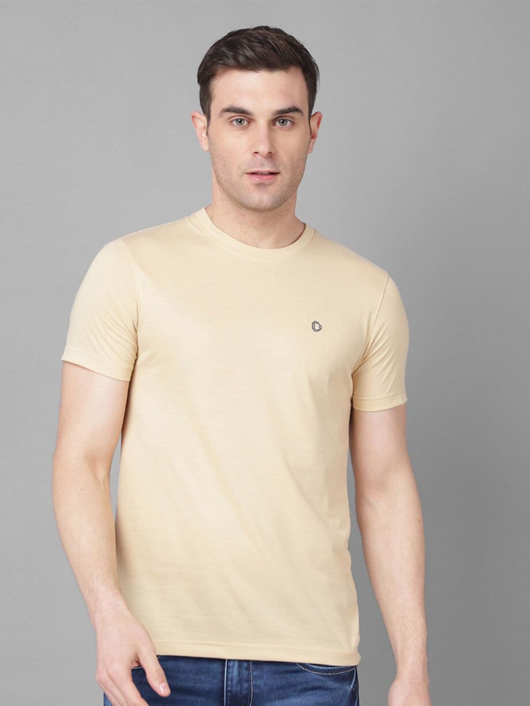 Dollar Men Round Neck Solid Colour T-Shirt With Chest Logo - view 1