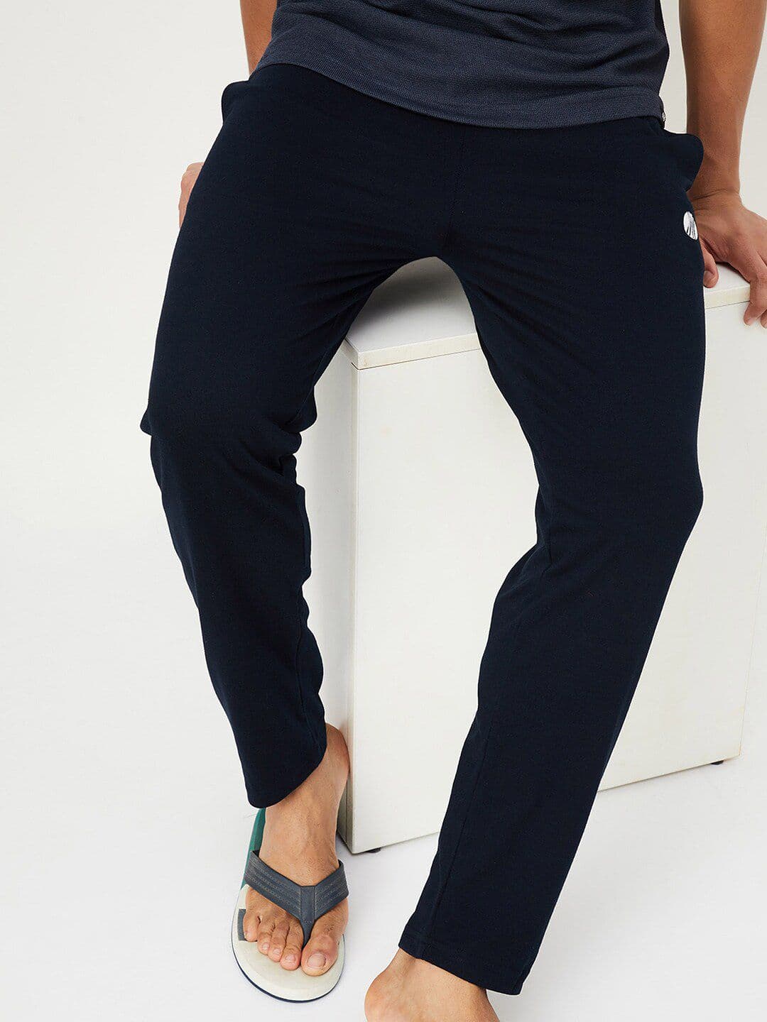 max Men Mid-Rise Lounge Pant - view 1