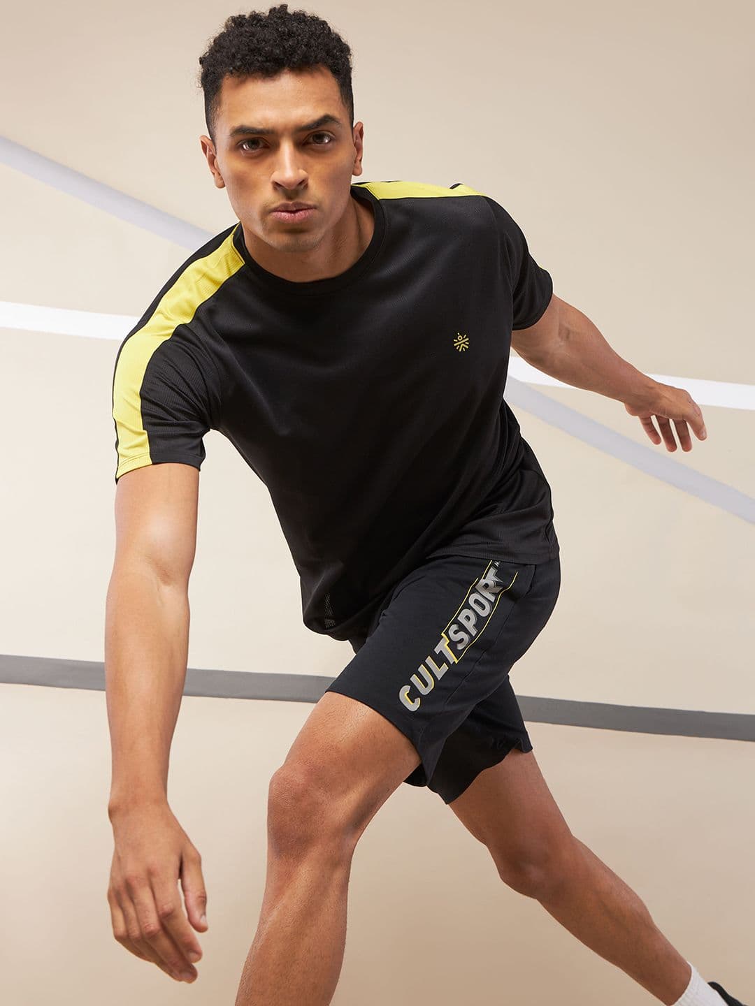 CULT Shoulder Pop Active T-shirt - view 1