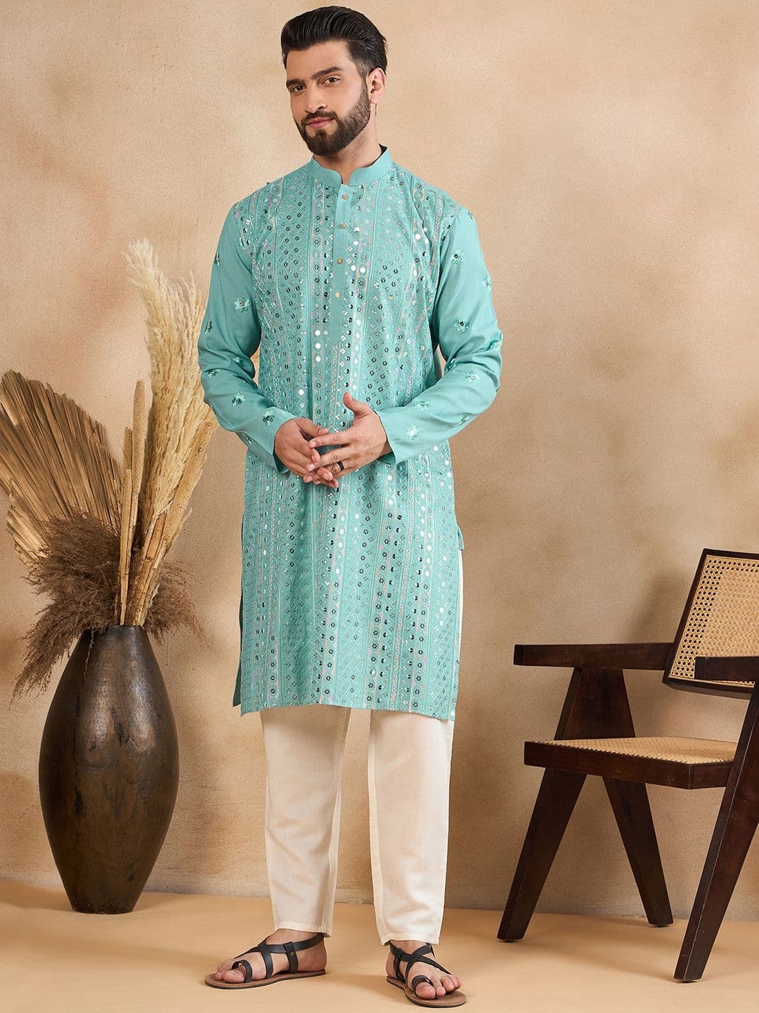 House of Pataudi Embellished Mandarin Collar Straight Kurta - view 1