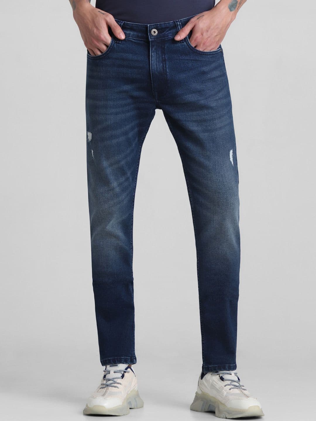 Jack & Jones Men Clark Low Distress Heavy Fade Stretchable Jeans - view 1