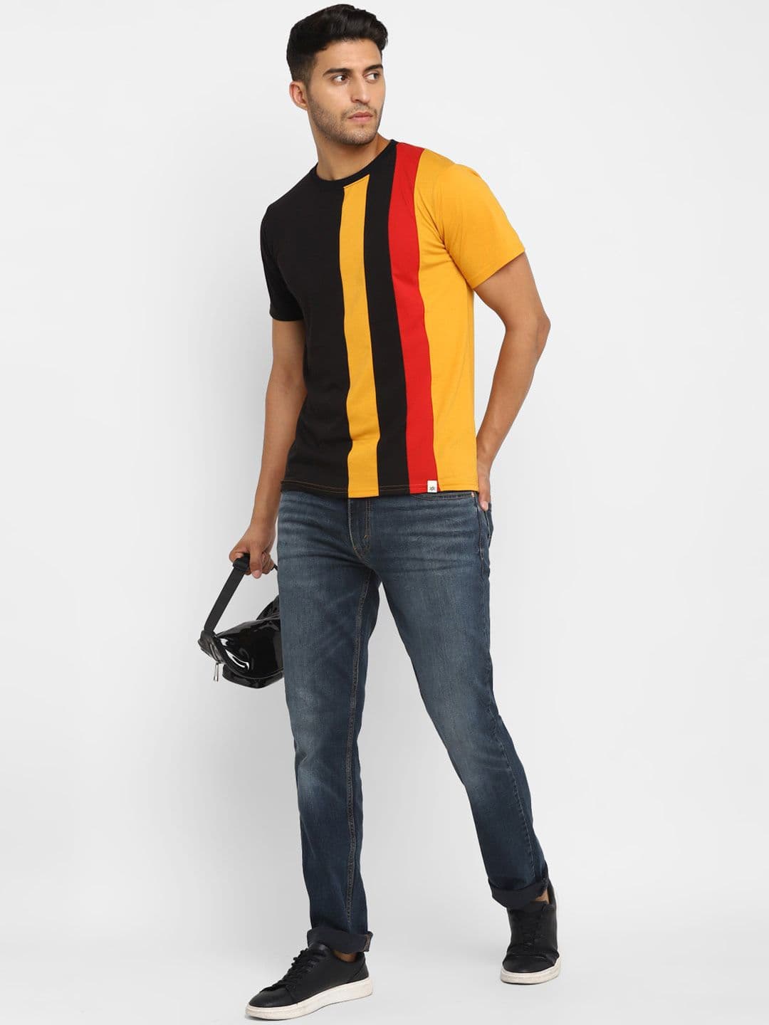 Bukkl Men Striped Pockets Slim Fit T-shirt - view 1