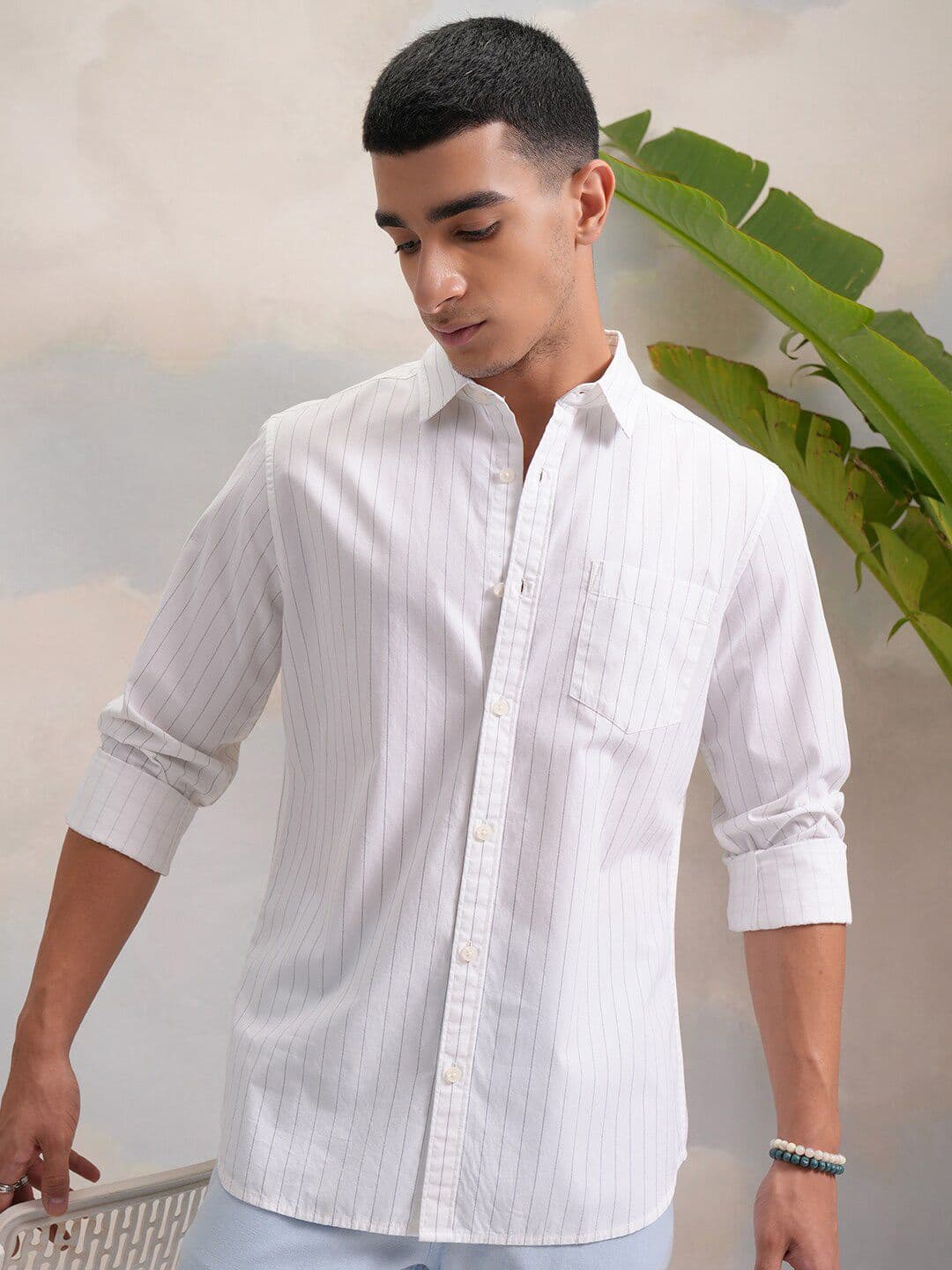 HIGHLANDER White Regular Fit Vertical Striped Casual Shirt - view 1