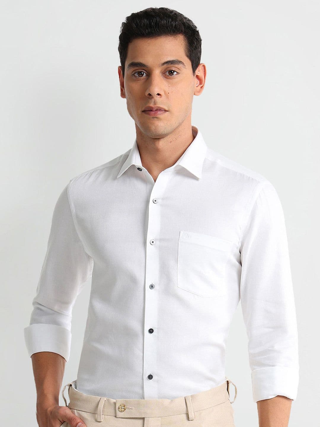 Arrow Cotton Cutaway Collar Curved Slim Fit Formal Shirt - view 1