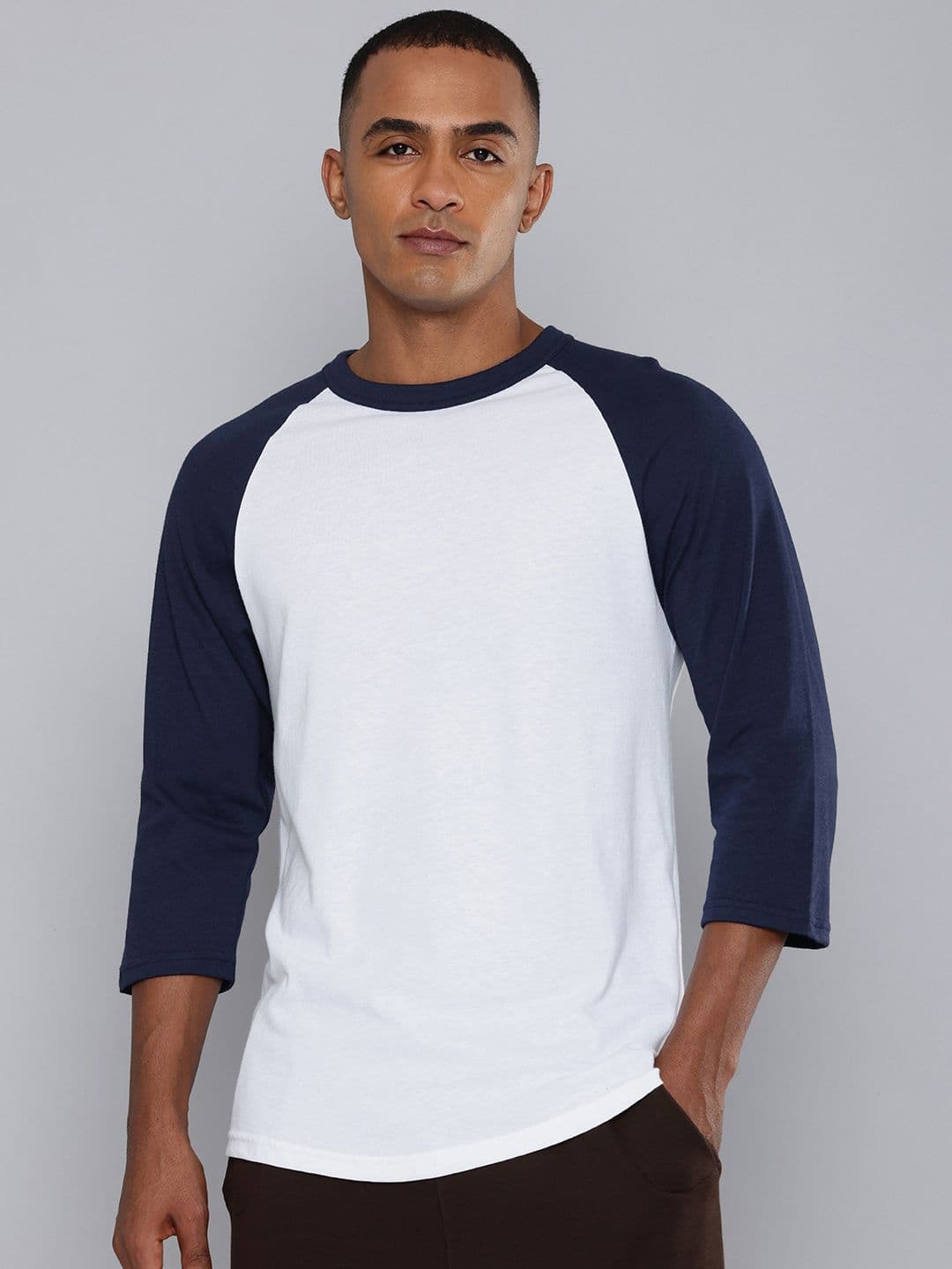 Decathlon Kipsta - Men White and Navy Blue Breathable Baseball T-Shirt - view 1