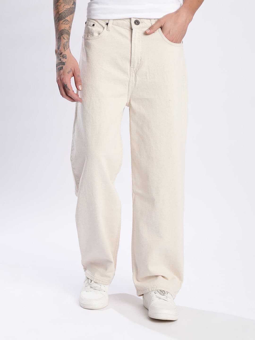 Roadster The Lifestyle Co. Men Pure Cotton Baggy Fit Denim Jeans - view 1