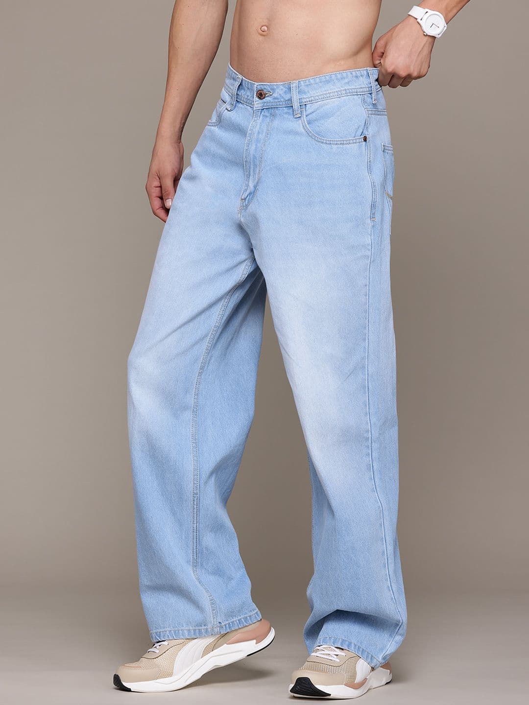 Roadster Men Wide Leg Light Fade Jeans - view 1