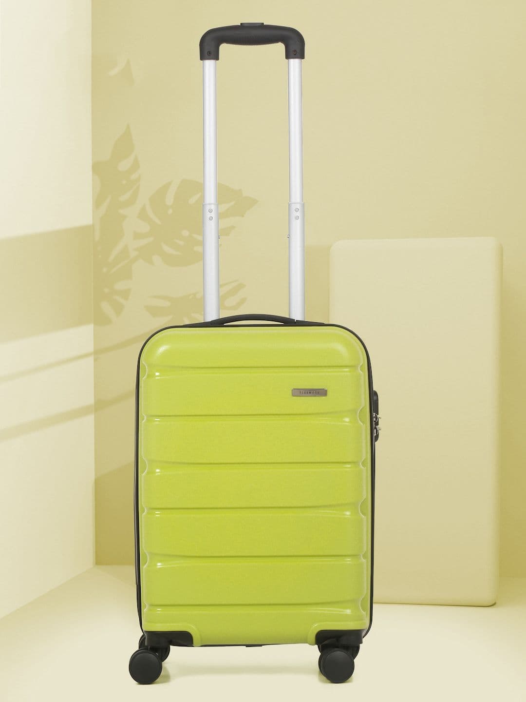 Teakwood Leathers 360-Degree Rotation Hard-Sided Cabin-Sized Trolley Bag 32L - view 1