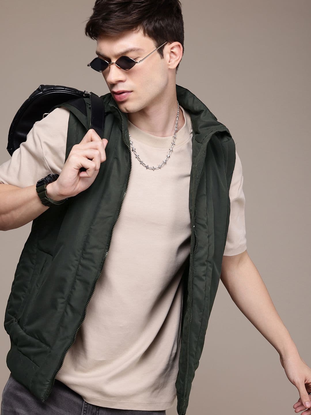 WROGN Sleeveless Hooded Bomber Jacket - view 1