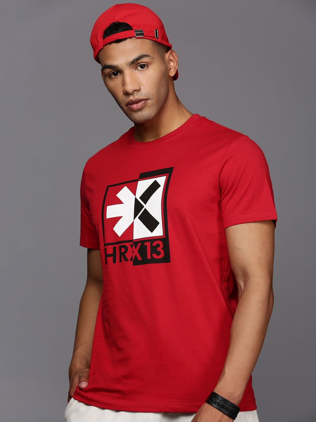 HRX by Hrithik Roshan Men Graphic Printed Round Neck T-shirt - view 1