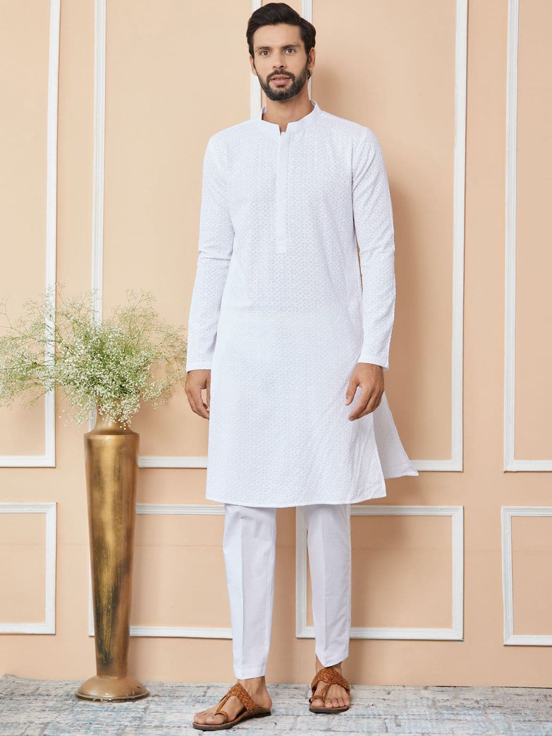 See Designs Men Mandarin Collar Geometric Thread Work Pure Cotton Straight Kurta - view 1