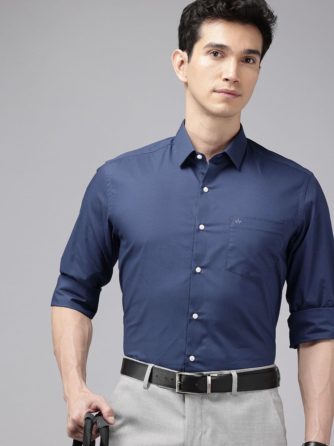 Arrow Pure Cotton Manhattan Slim Fit Formal Shirt - view 1