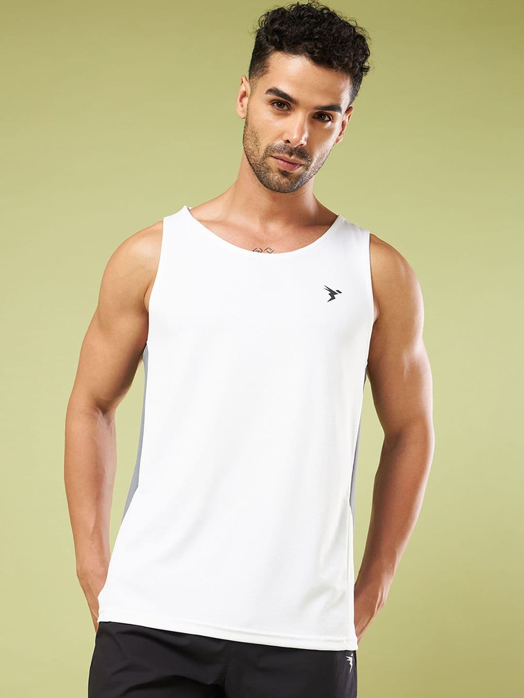 Technosport Slim Fit Colourblocked Technocool+ Gym Vests - view 1