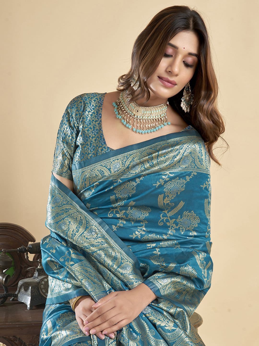 KALINI Woven Design Ethnic Motifs Zari Banarasi Republic Day Saree - view 1