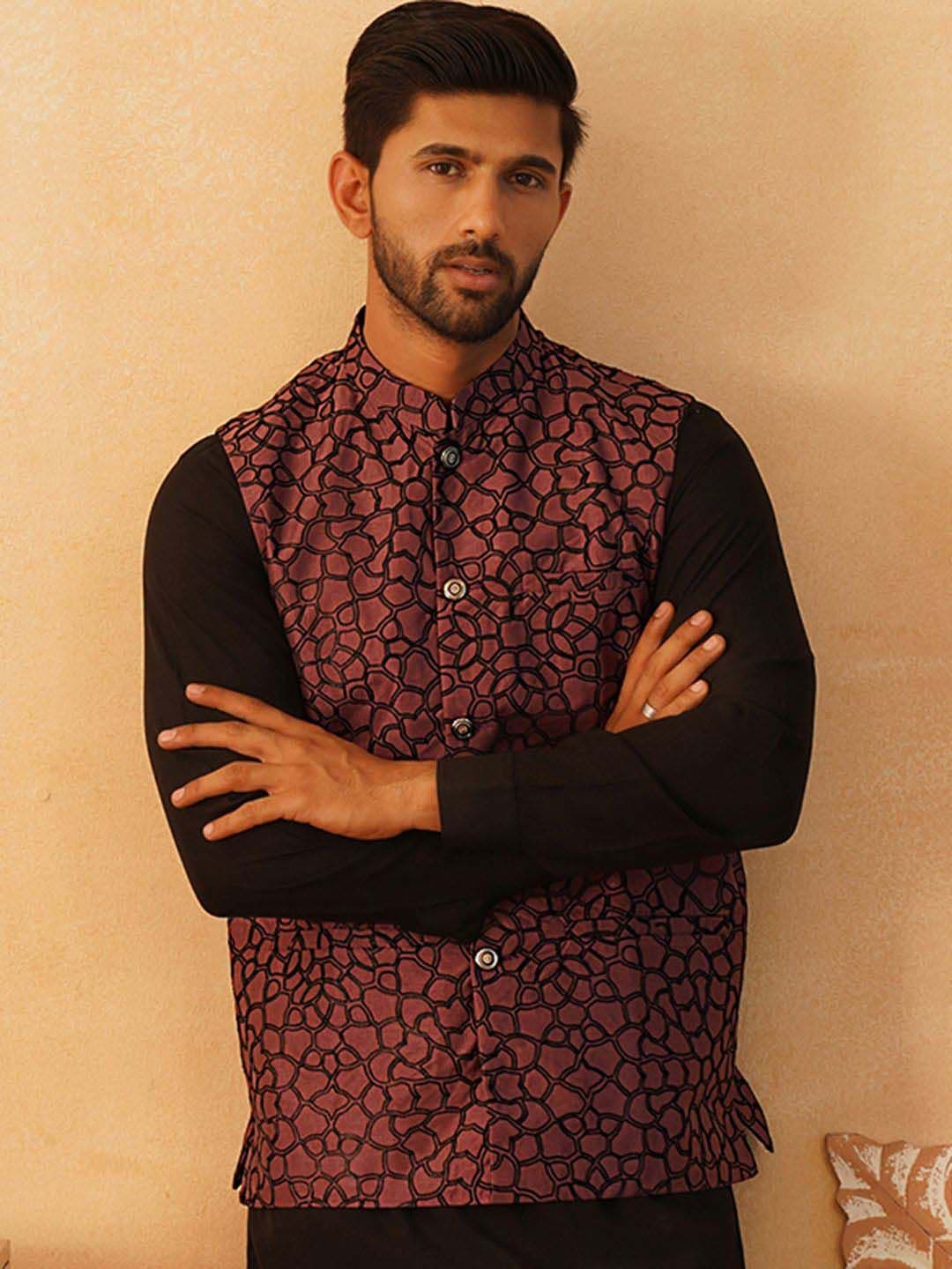 Jompers Men Embroidered Nehru Jacket - view 1