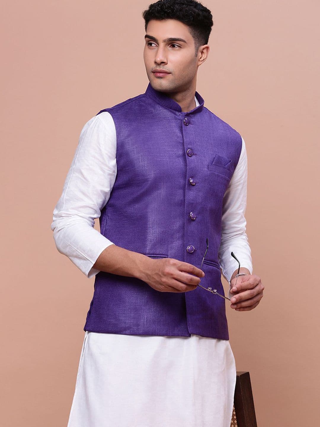 SHOWOFFFF Men Slim-Fit Woven Nehru Jacket - view 1