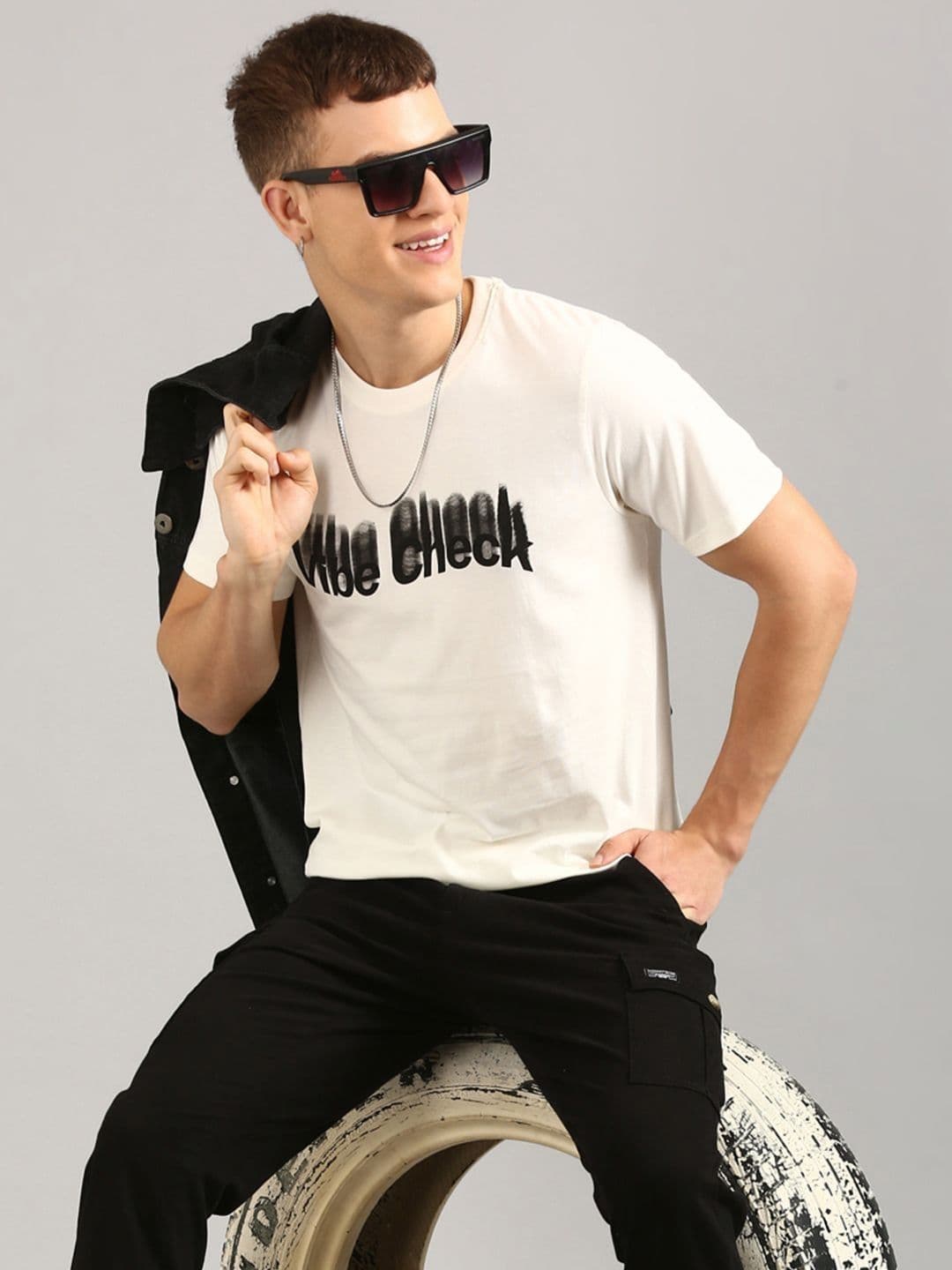 Joven Men Typography Printed Applique T-shirt - view 1