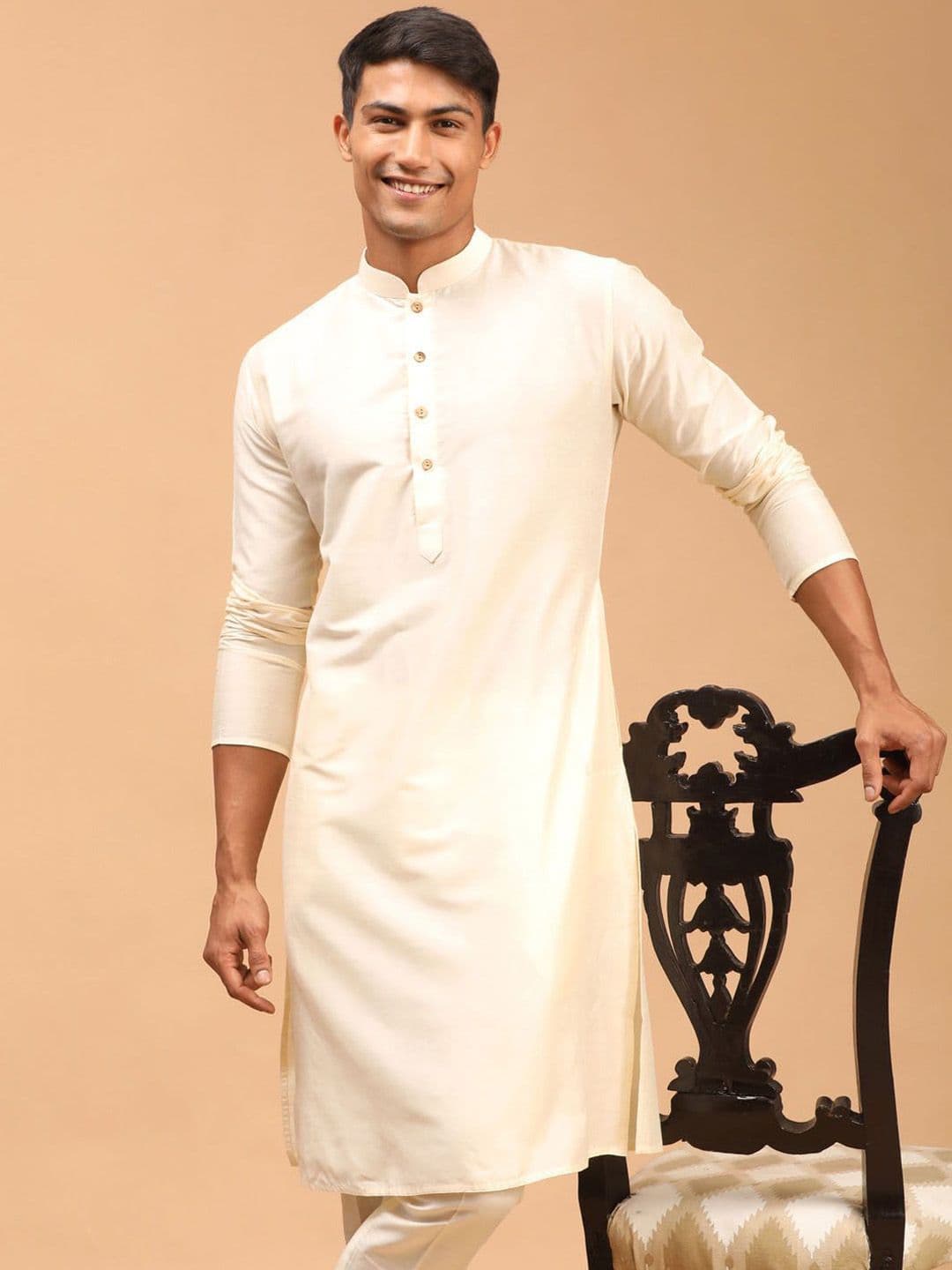VASTRAMAY Mandarin Collar Straight Kurta - view 1