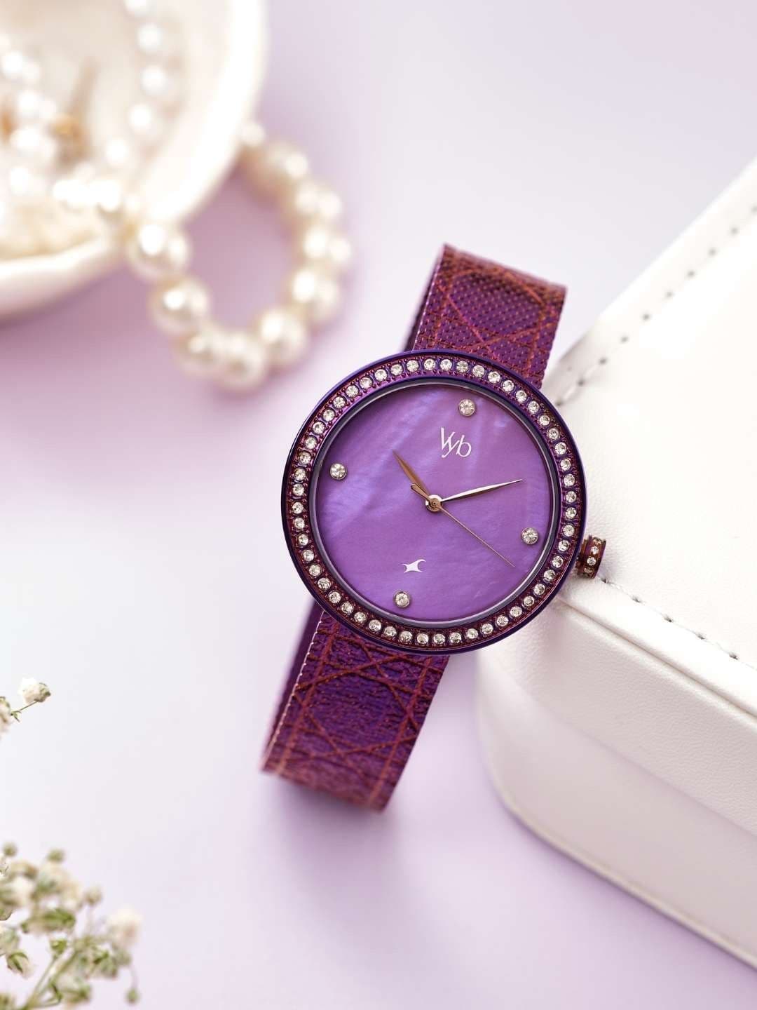 Fastrack Women Vyb Eclipse Dial & Bracelet Style Straps Analogue Watch FV60056QM01W - view 1