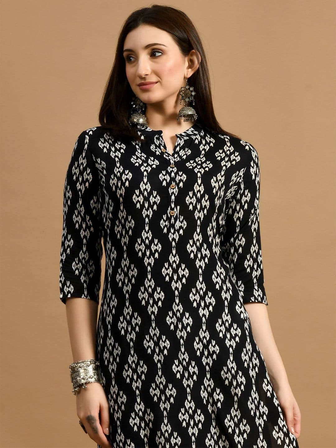 GLOWWORLD Geometric Printed Straight Kurta - view 1