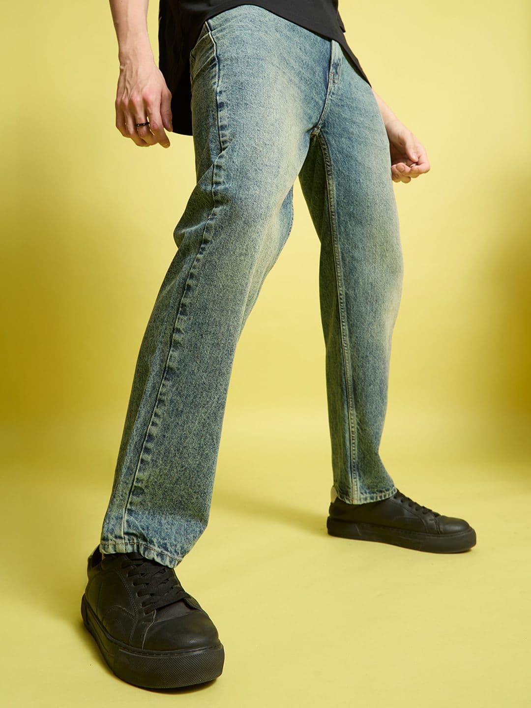 Bene Kleed Men Blue Relaxed Fit Mid-Rise Denim Jeans - view 1