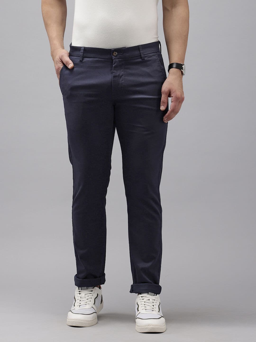 Arrow Men Textured Bronson Slim Fit Low-Rise Trousers - view 1