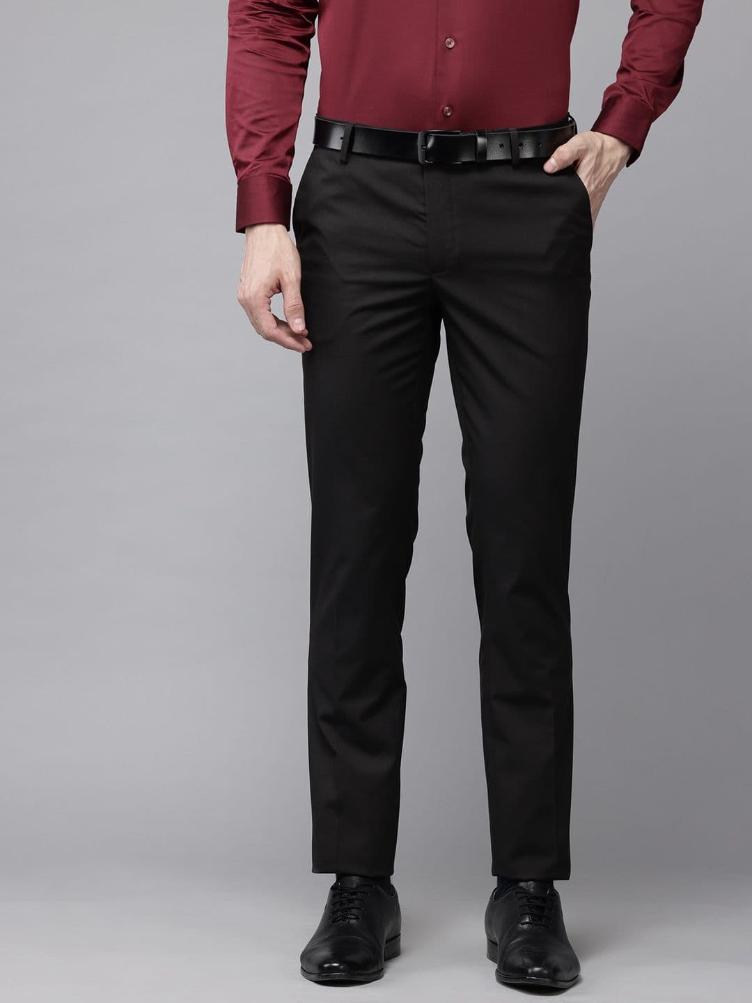 Arrow Men Originals Mid-Rise Tailored Fit Formal Chinos - view 1