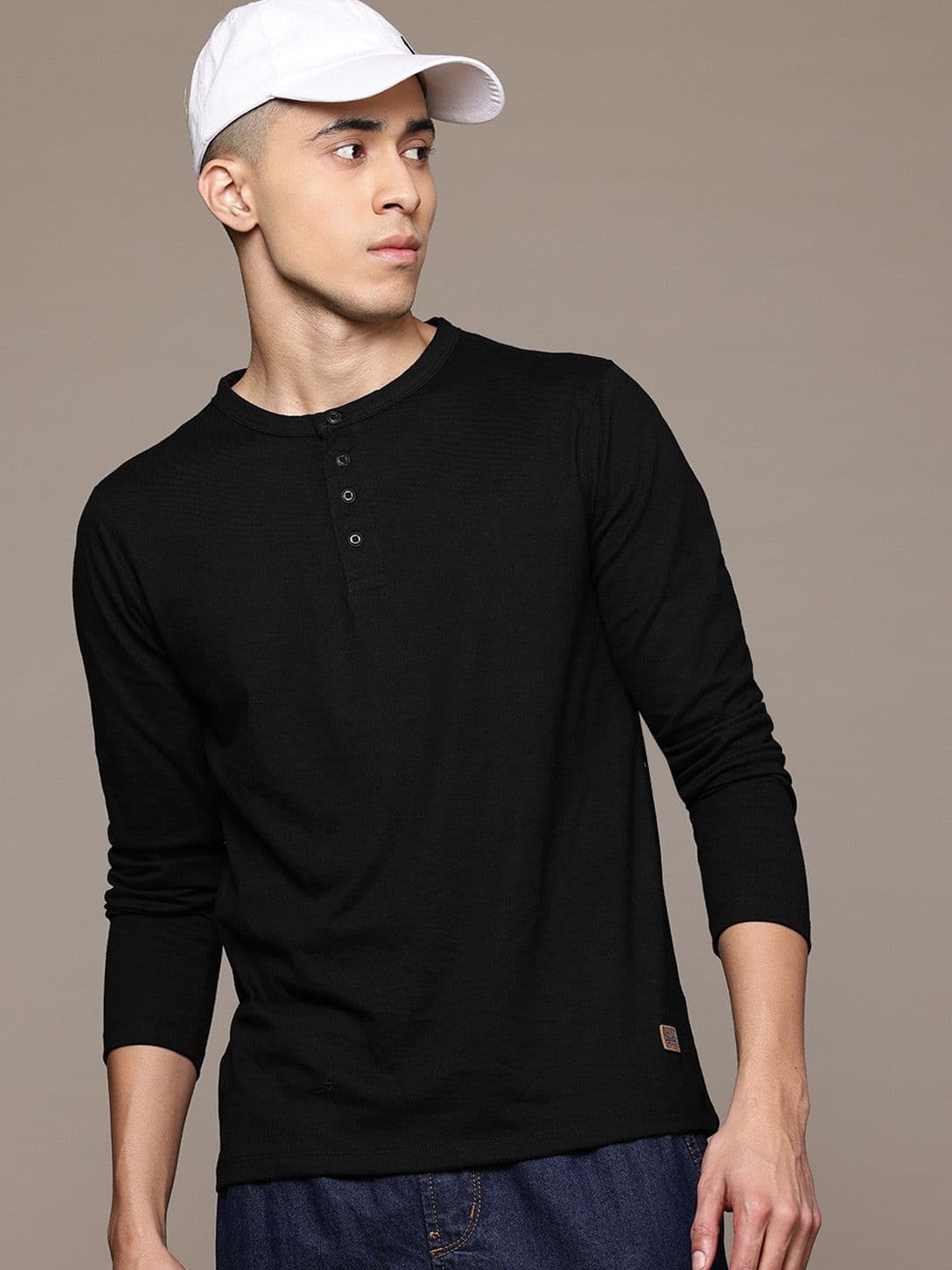 Roadster Men Henley Neck T-shirt - view 1