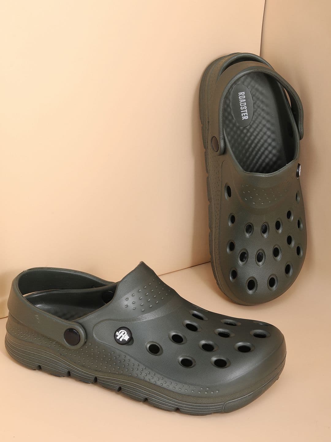 The Roadster Lifestyle Co Men Self Design Clogs - view 1