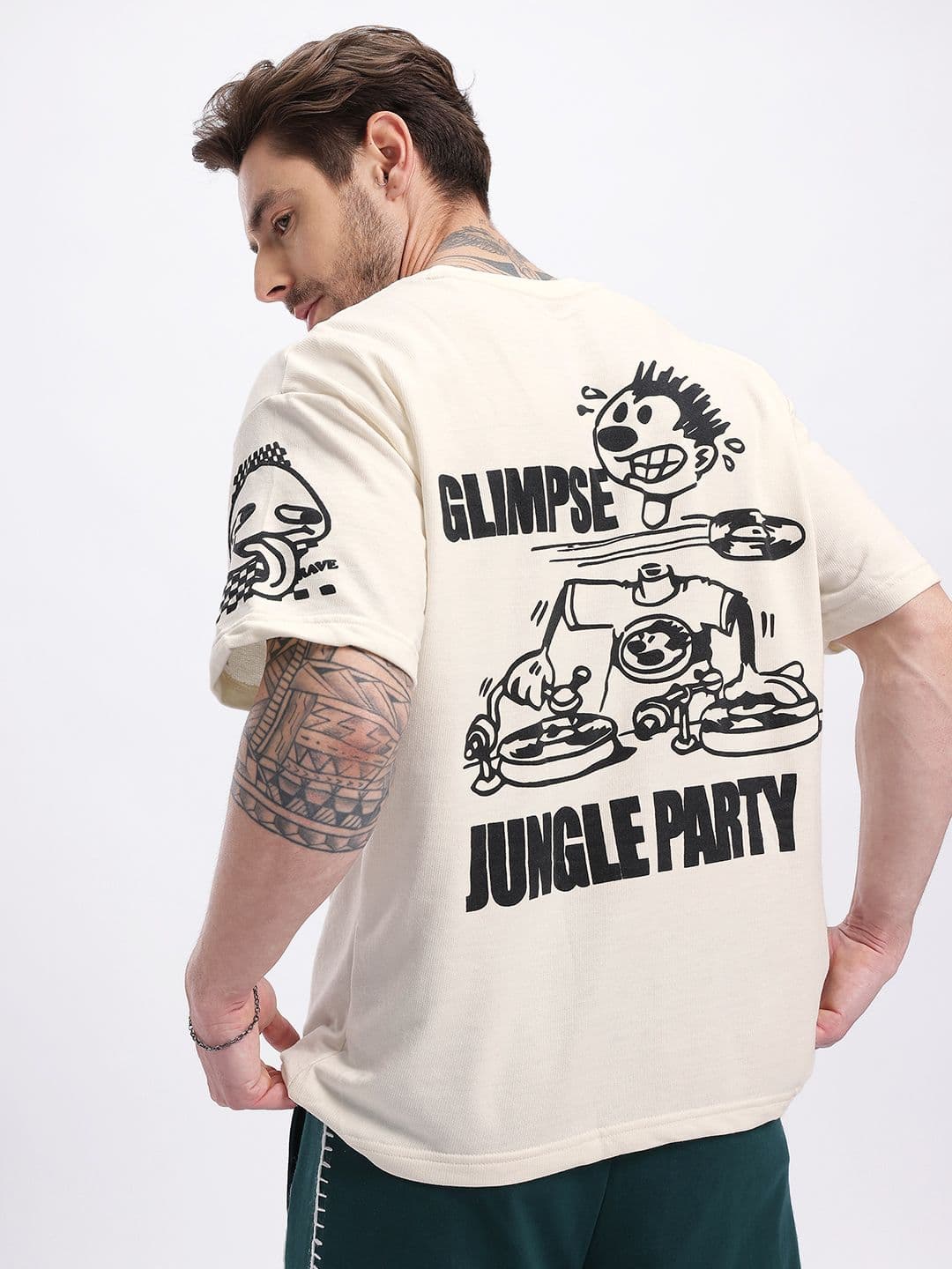 glitchez Character & Typography Printed Drop-Shoulder Sleeves Oversized T-shirt - view 1