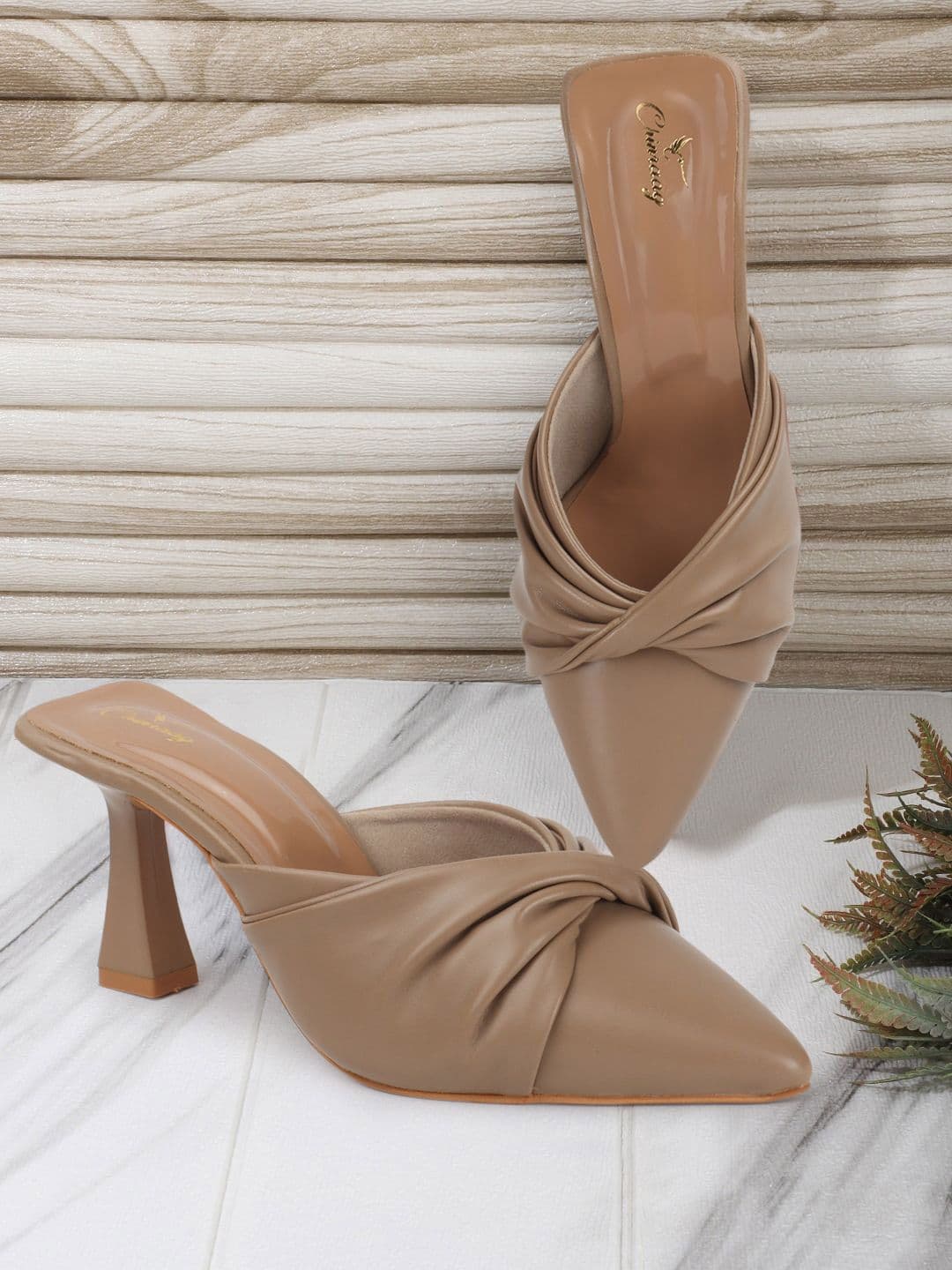 CHINRAAG Women Textured Slim Heels - view 1