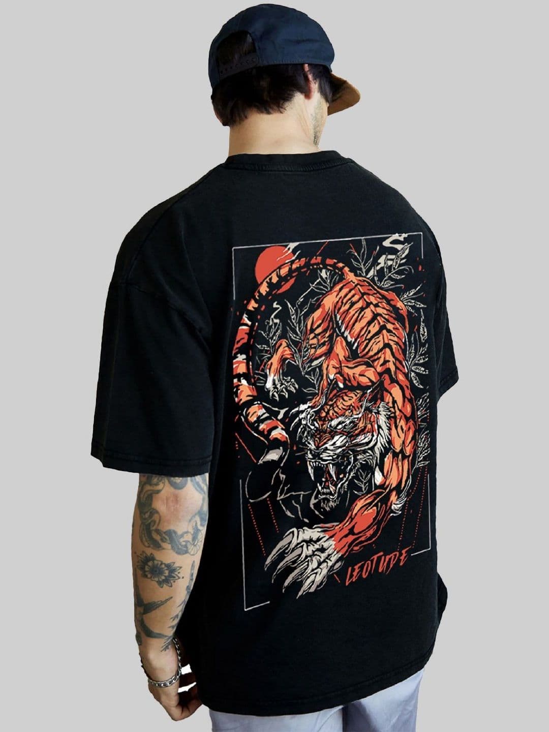 Leotude Men Graphic Printed Round Neck Cotton Relaxed Fit T-shirt - view 1