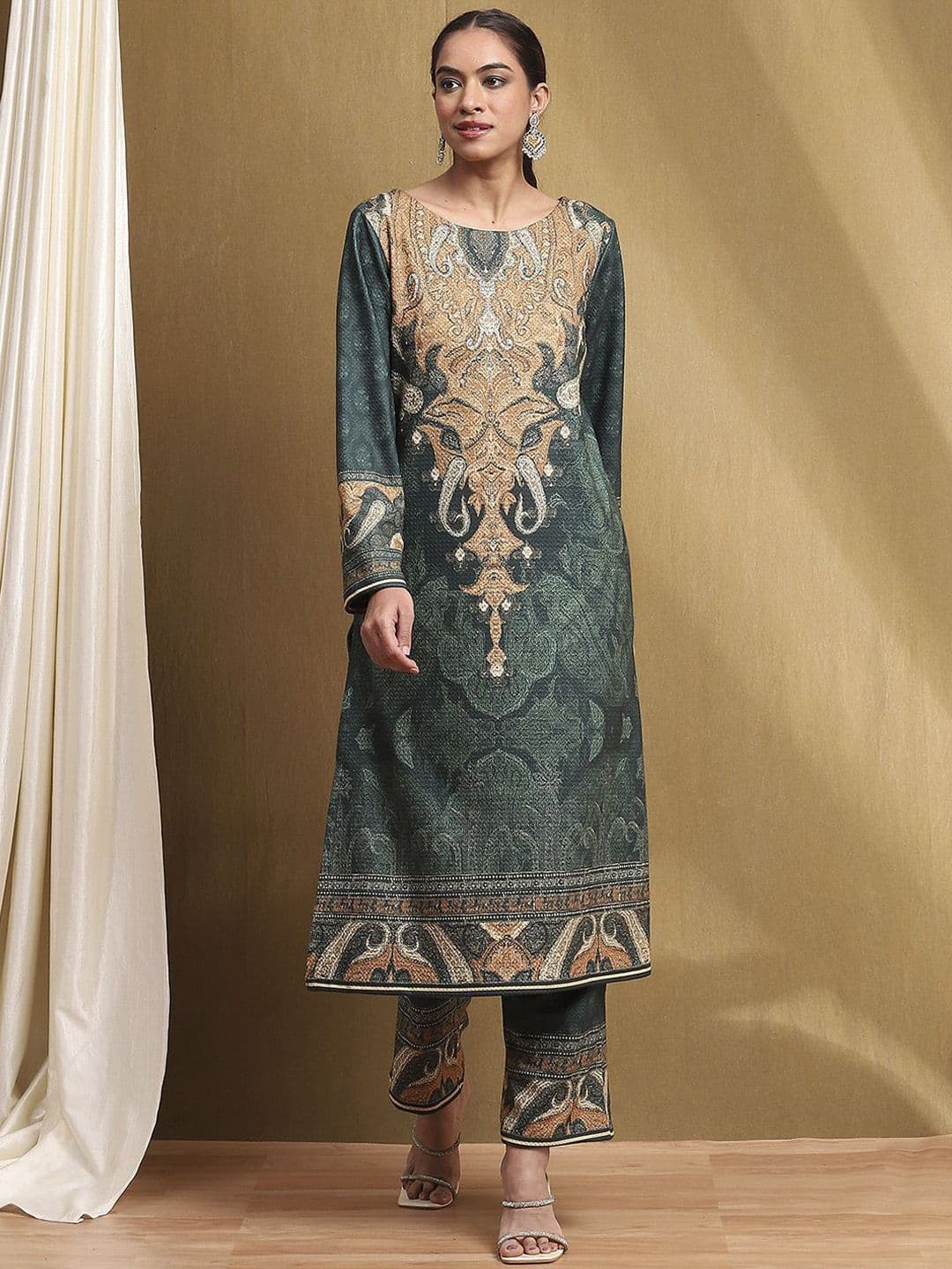 Biba Ethnic Motifs Embroidered Round Neck Long sleeves Regular Republic Day Kurta With Trouser - view 1