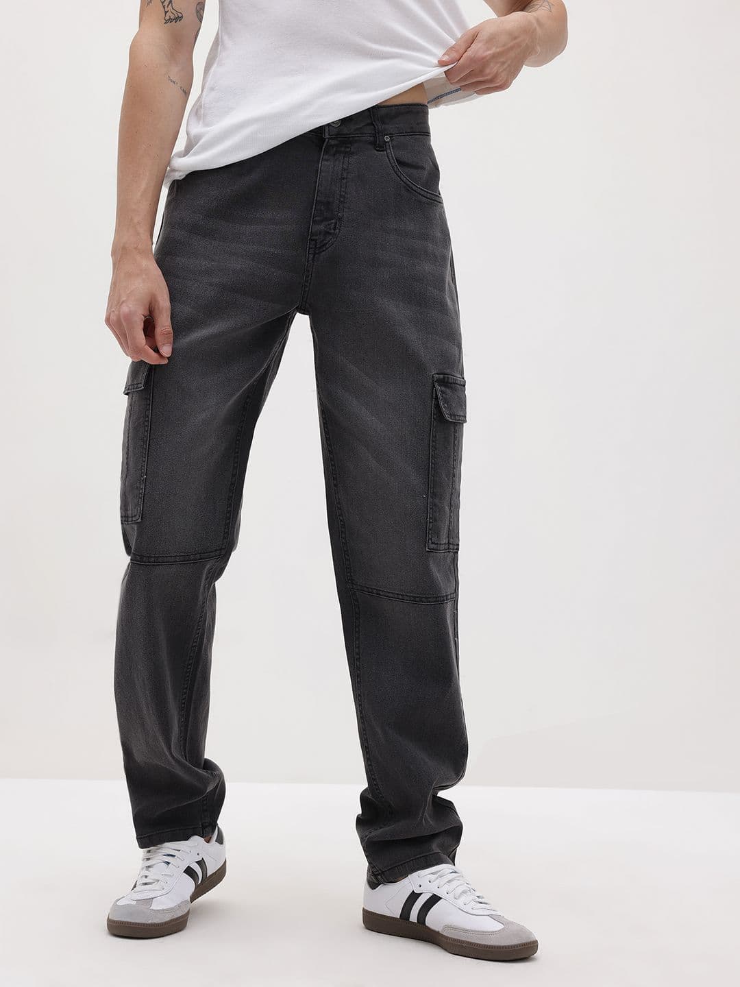 The Roadster Life Co. Men Relaxed Fit Mid-Rise Light Fade Cargo Style Jeans - view 1
