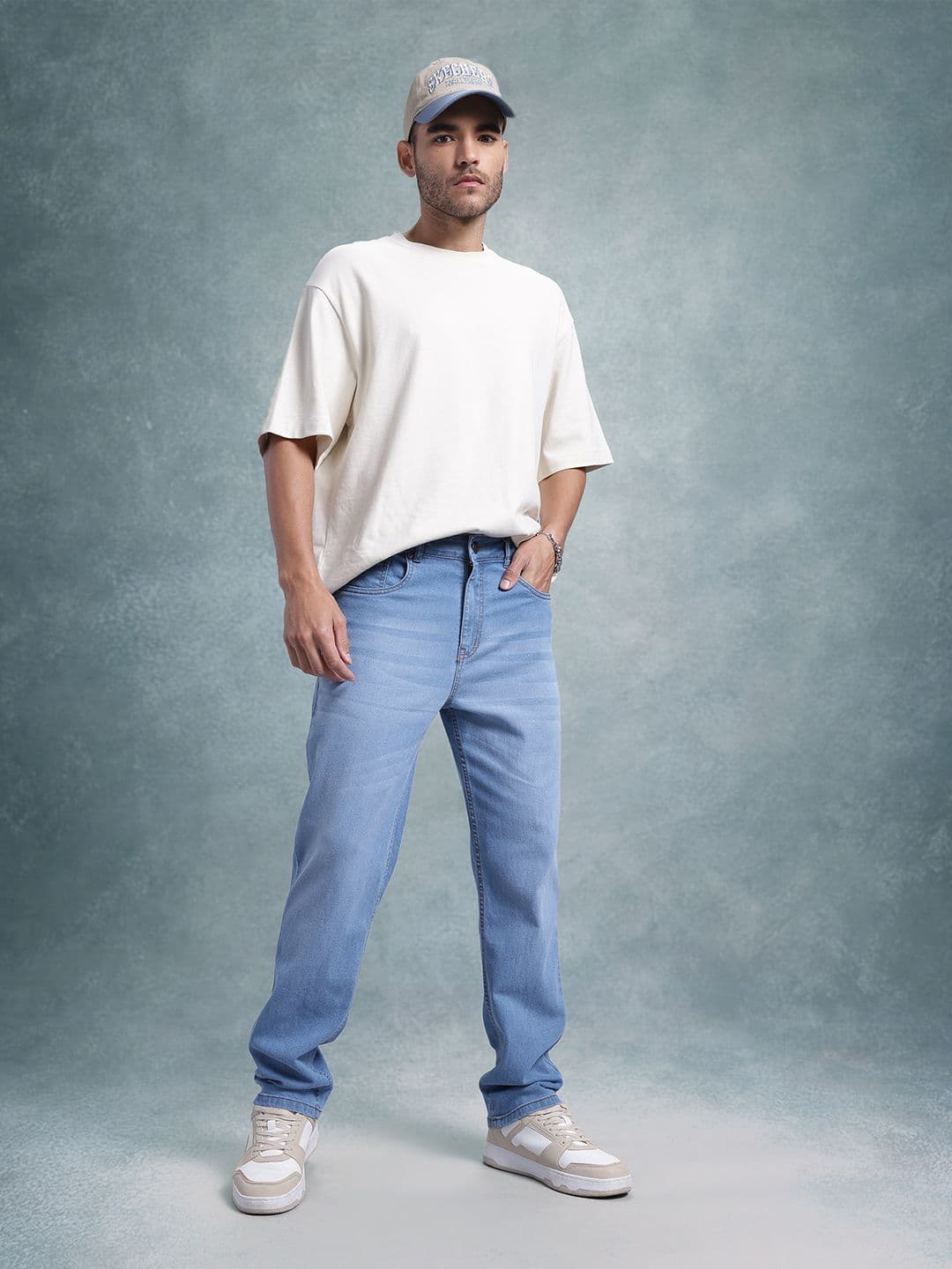 The Roadster Life Co. Men Straight Fit Jeans - view 1