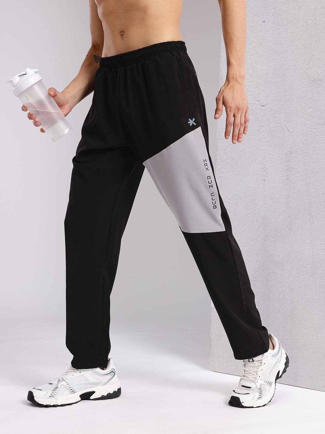 HRX by Hrithik Roshan Men Colourblocked Mid-Rise Running Track Pants - view 1
