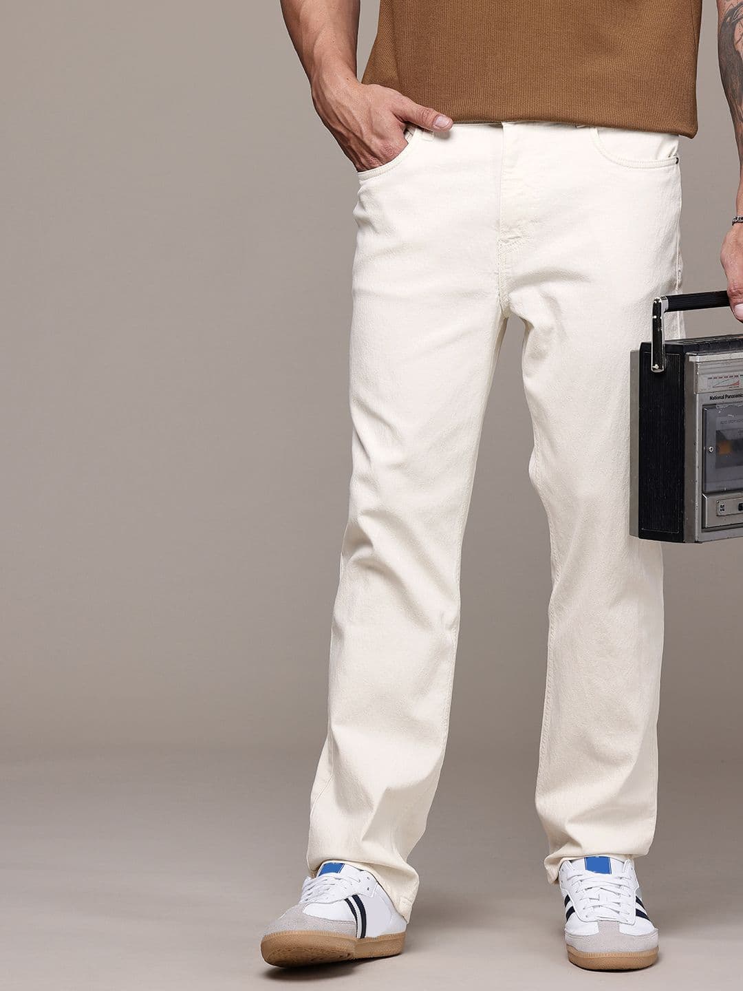 The Roadster Life Co. Men Straight Fit Stretchable Jeans - view 1