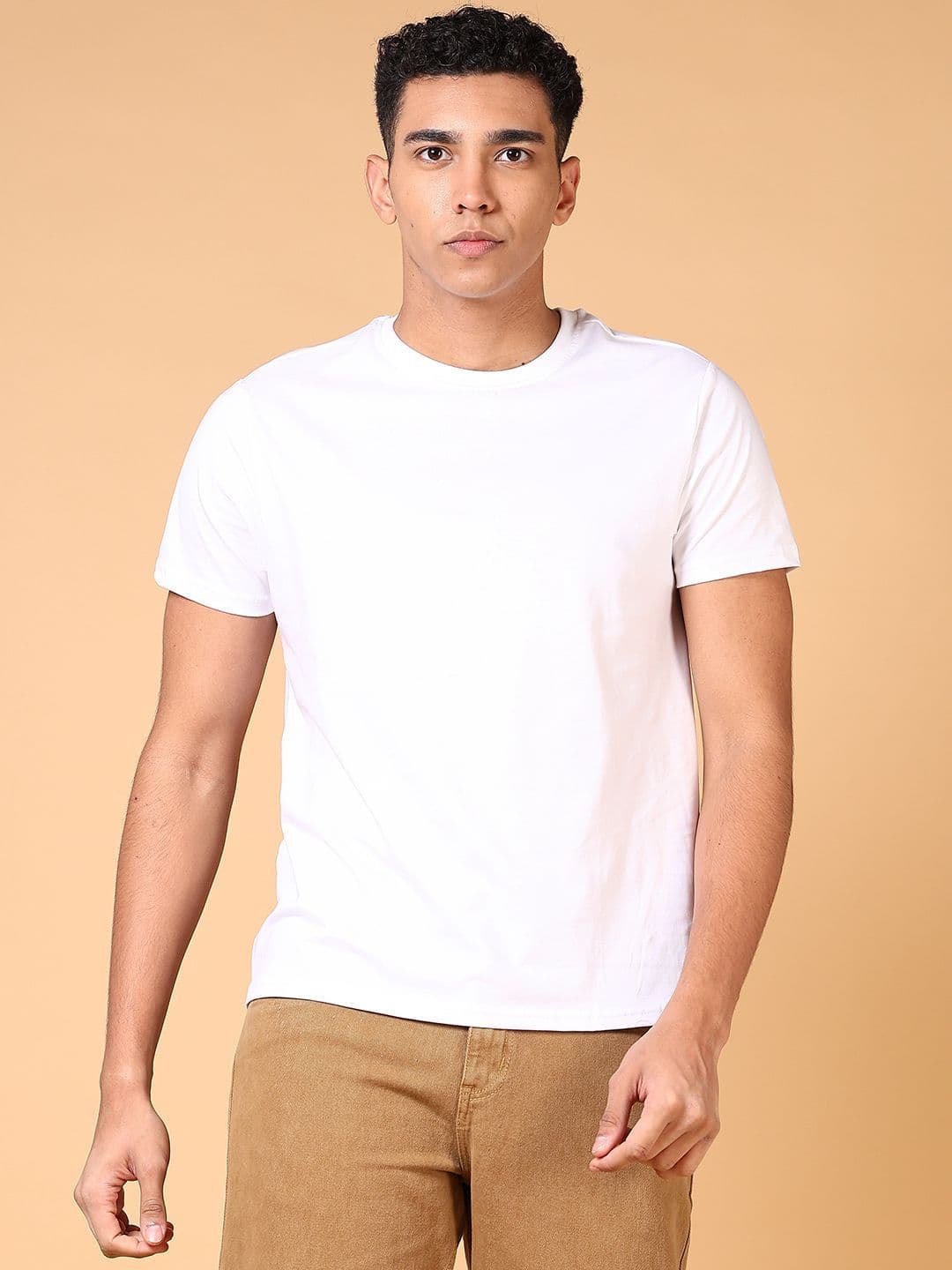 V-Mart Men Solid Round Neck Cotton T-shirt - view 1