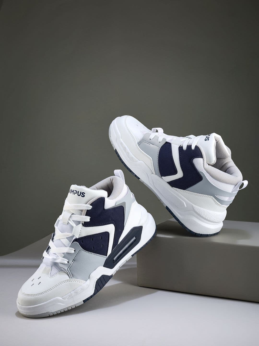 Campus OG-37 Men Colourblocked Sneakers - view 1