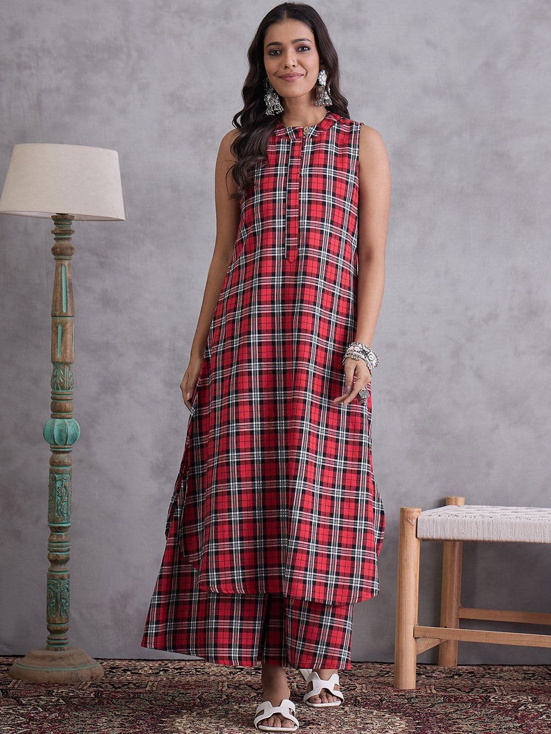 InWeave Women Regular Pure Cotton Kurta with Palazzos - view 1
