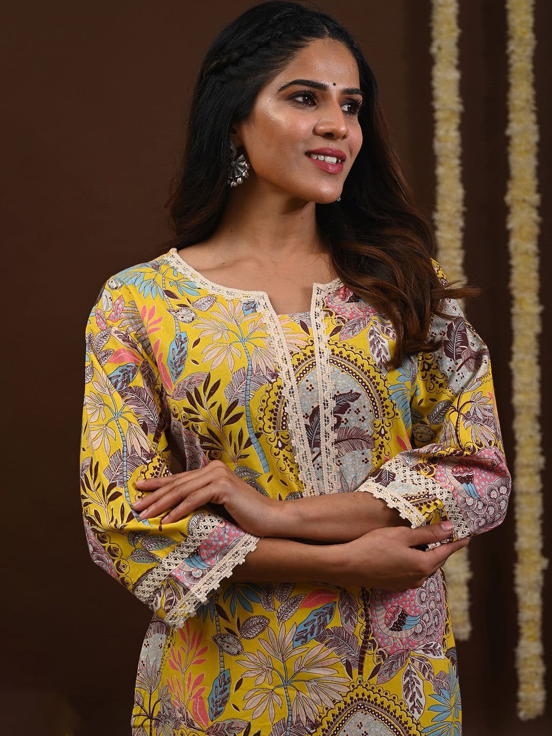 Rimeline Floral Printed Notch-Neck Straight Kurta - view 1