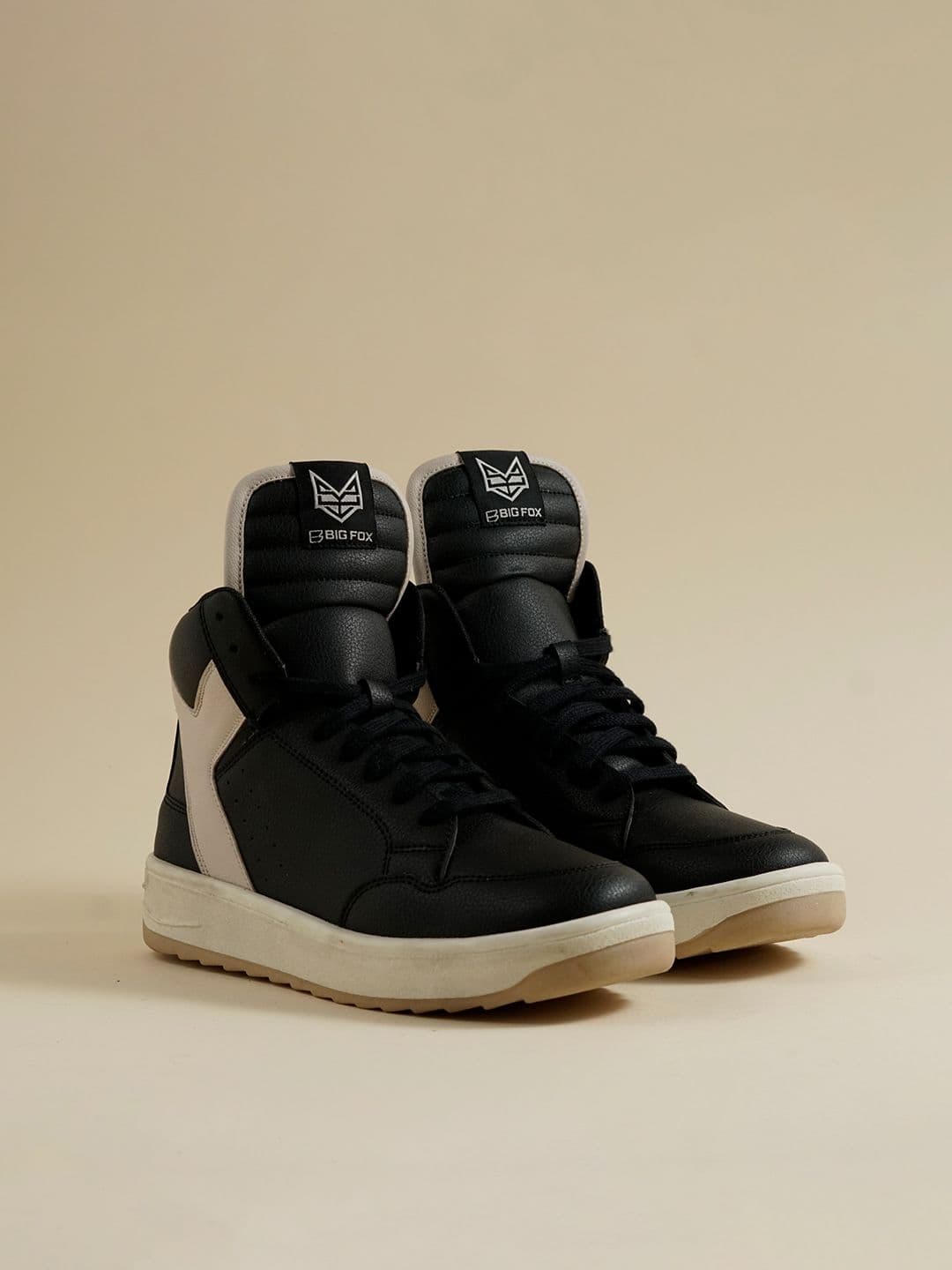 Big Fox Women Colourblocked Sneakers - view 1