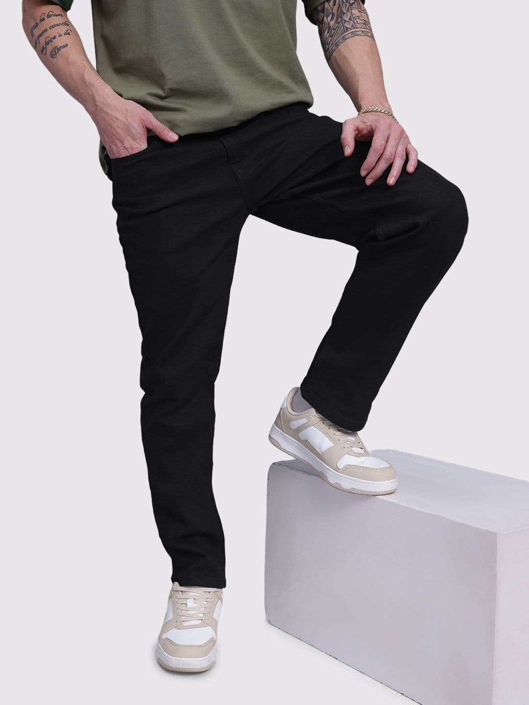 The Roadster Life Co. Men Stretchable Jeans - view 1